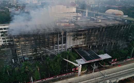 Pemadaman Kebakaran Gedung Kejaksaan Agung Jakarta